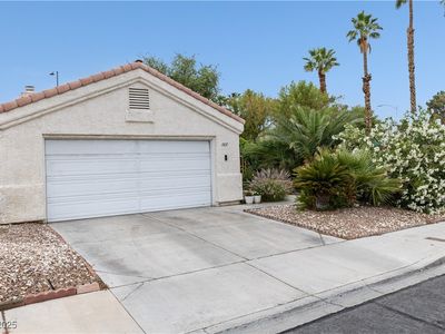 2837 Du Barry Manor Ln, Las Vegas, NV, 89108