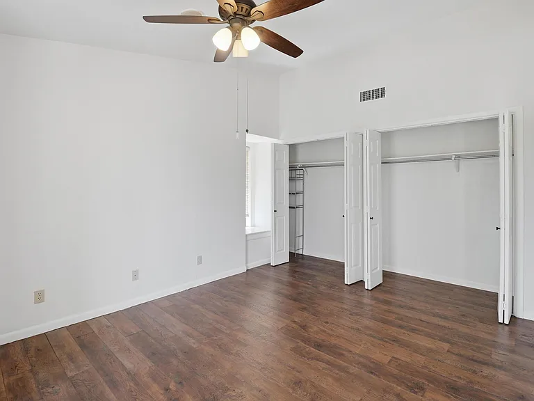 100 Bay Point Dr #3 — Photo 11