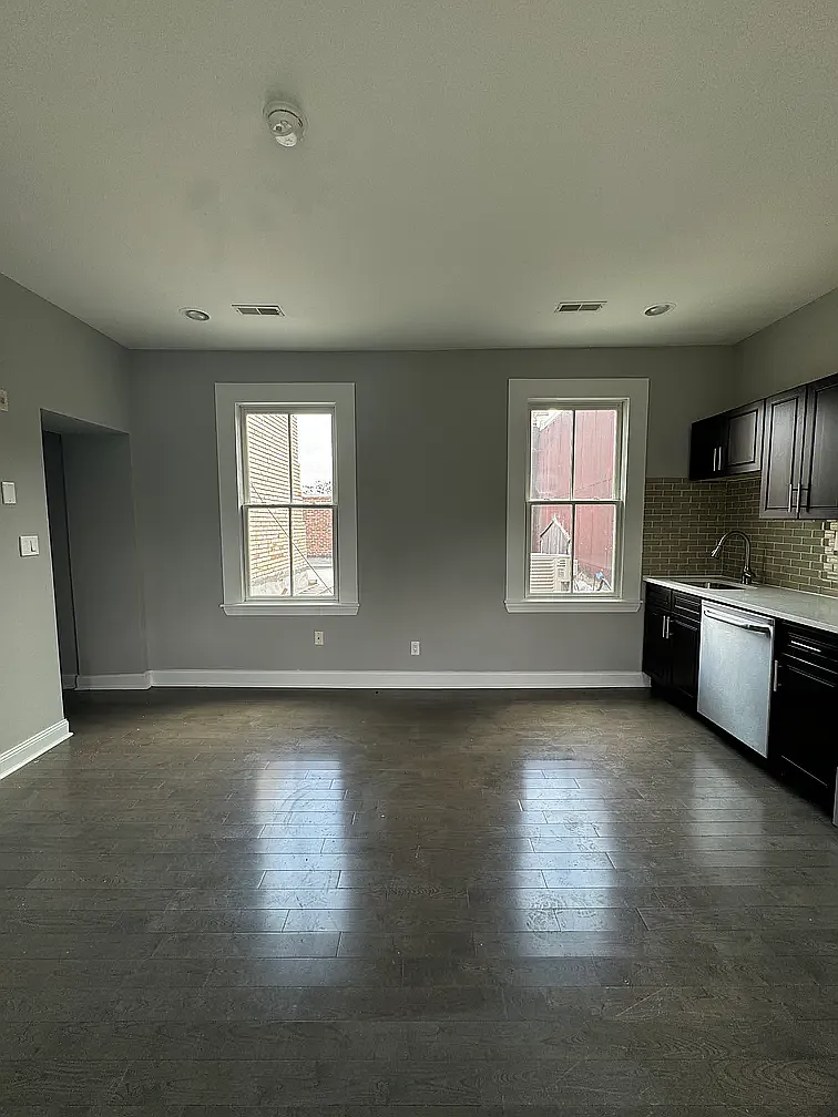 2 bed, $1,375 — Photo 4
