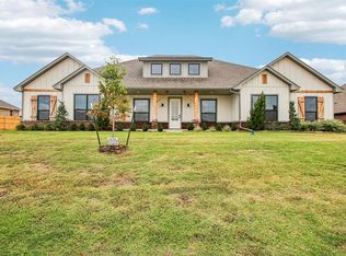 10140 NW 100th St, Yukon, OK 73099
