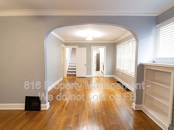 5th image of 5815 Euclid Ave