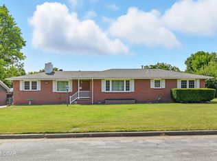 1012 Euclid Blvd, Carthage, MO 64836