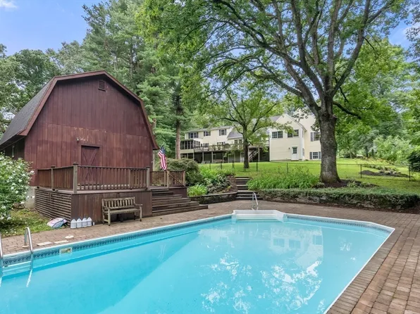 495 Grafton St, Shrewsbury, MA 01545