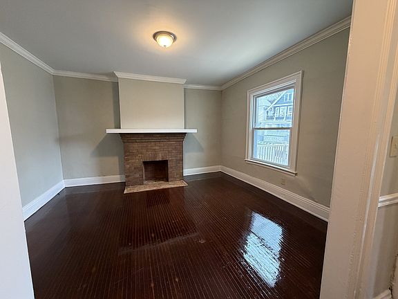 2nd image of 929 Lafayette Ave #1