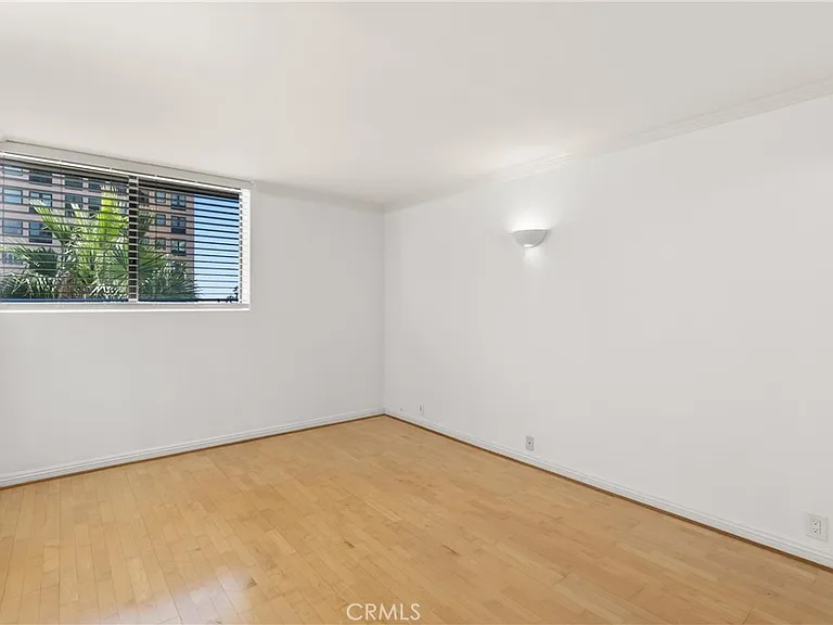 10535 Wilshire #912 — Photo 20