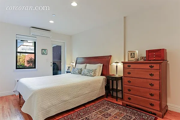 Sold by Corcoran | media 19