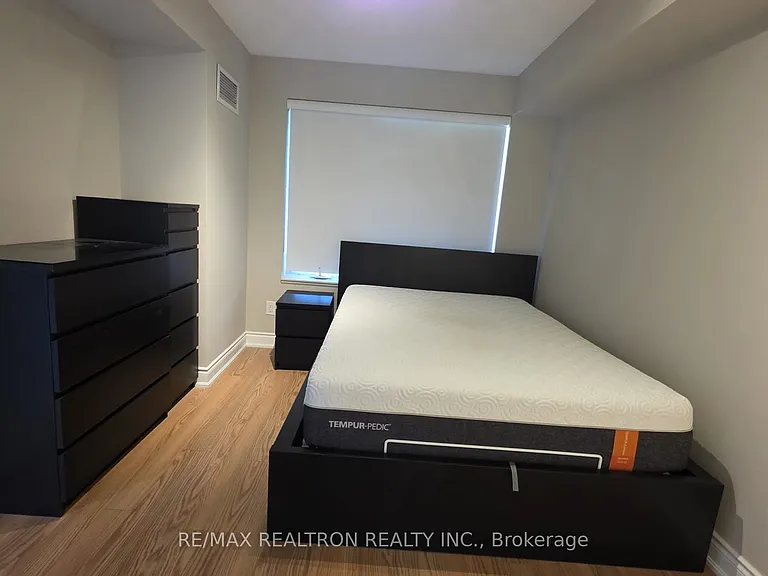 273 S Park Rd #501 — Photo 19
