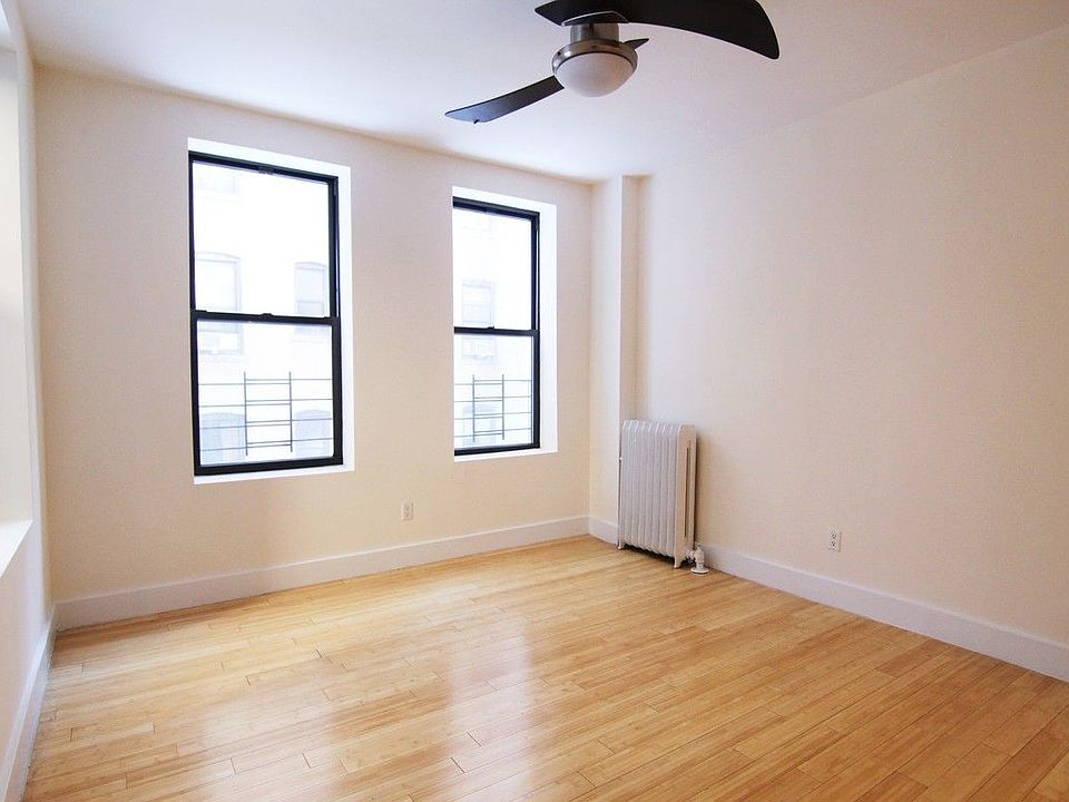 1st image of 76 Saint Nicholas Pl APT 3