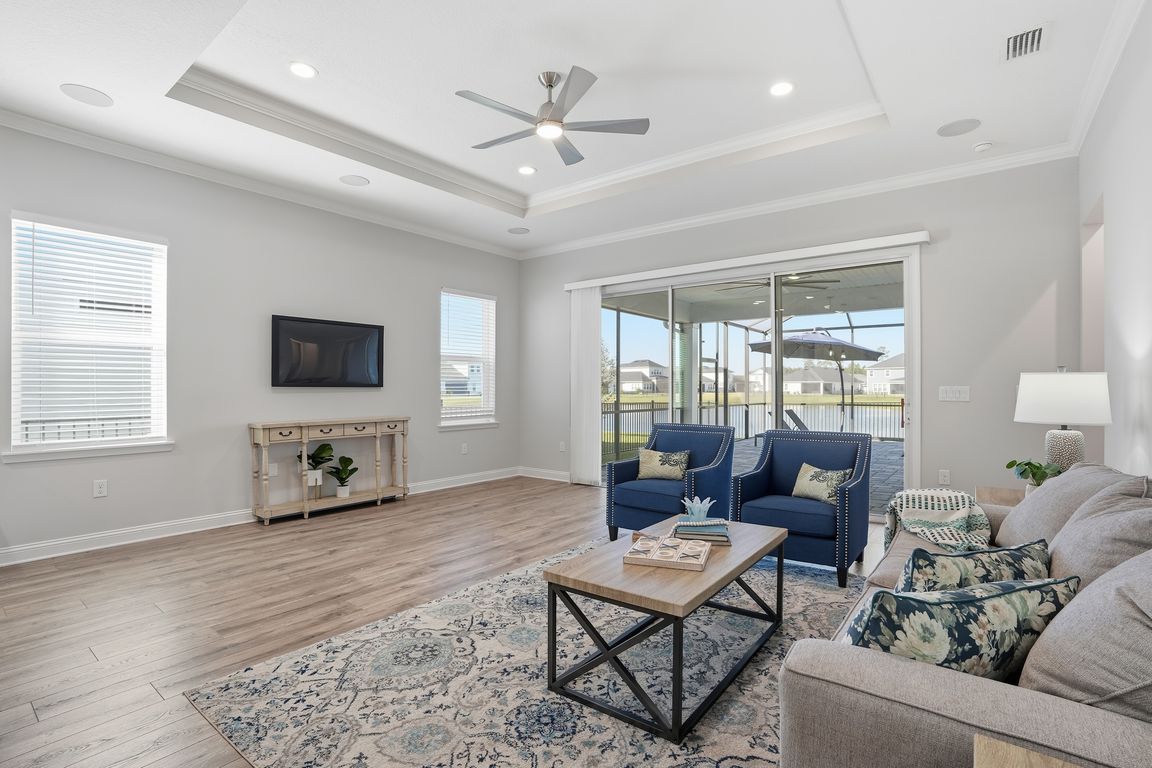 next background image