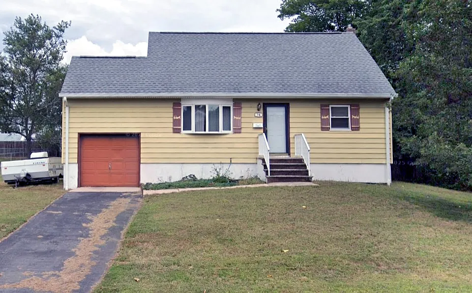 74 Brookhill Dr