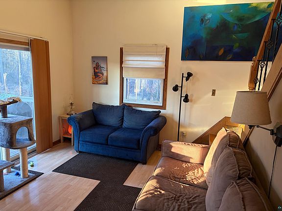 5th image of 777 Harlis Rd