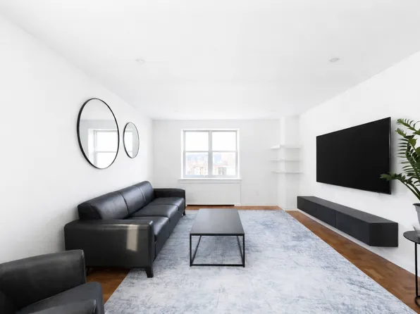 300 West 135th Street image 1 of 31