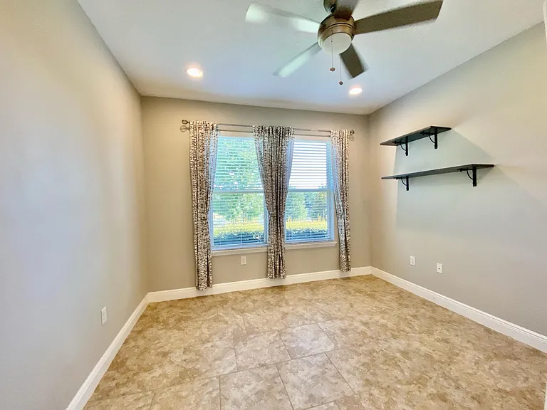 16238 Wind View Ln — Photo 8