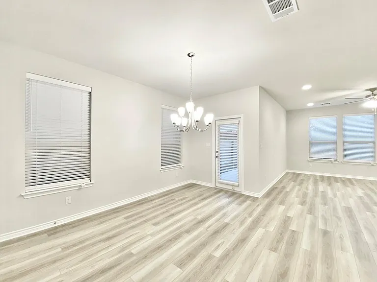 1801 Turtle Bay Loop — Photo 4