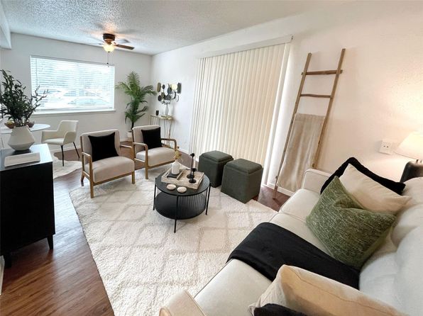 2707 Windswept Cv #101