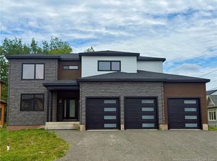 9 Turnberry Ct, Moncton, NB E1G 5R8