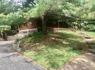 172 Rockton Rd, Roscoe, IL 61073