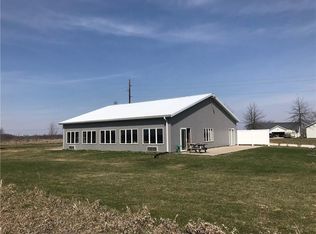 1642 Newbold Dr, Knoxville, IA 50138