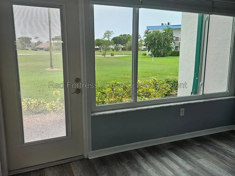 1660 Pine Valley Dr #104 — Photo 11