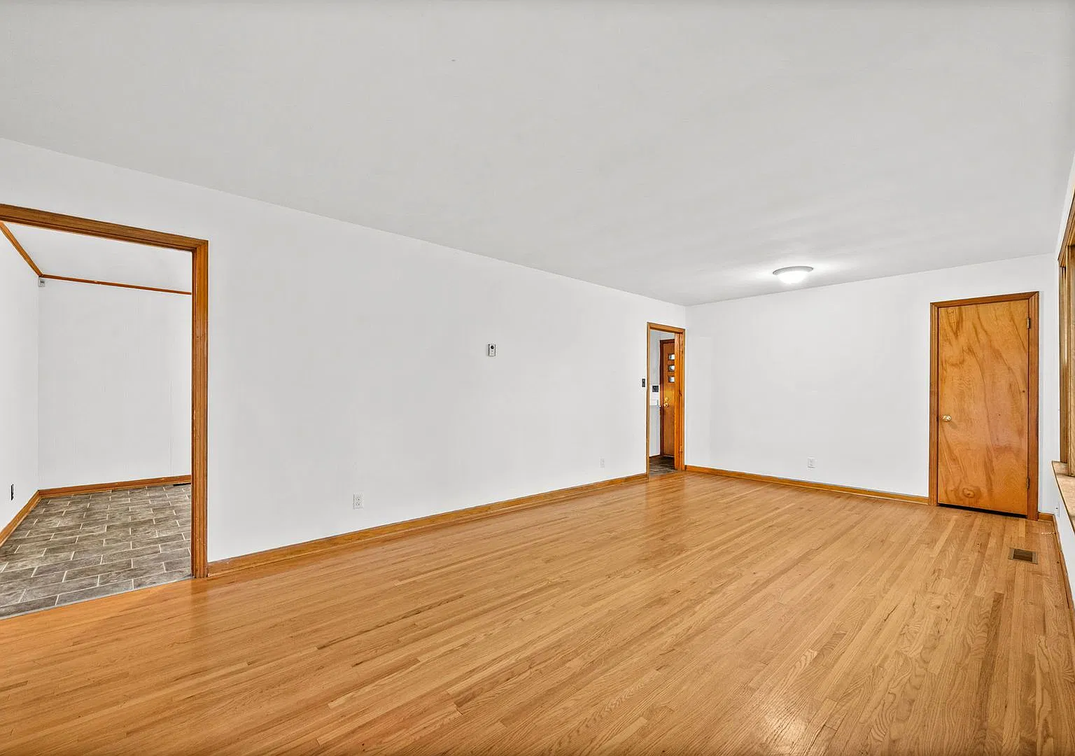3020 Spring Creek Village Rd* — Photo 4