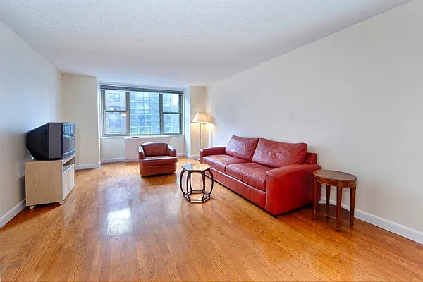 Rented by Town Residential | media 13