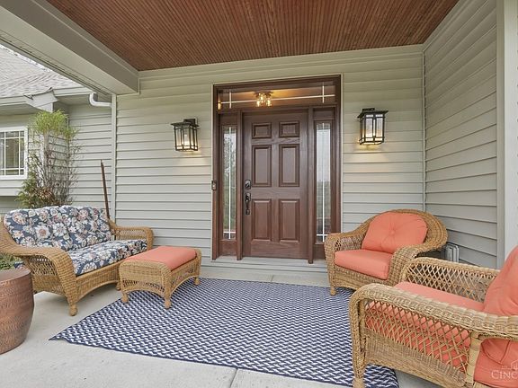 5th image of 5073 Beechwood Rd