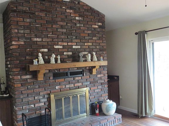 2nd image of 4734 Wickerwood Dr