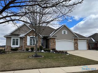 8273 Ash Ridge Ln, Findlay, OH 45840