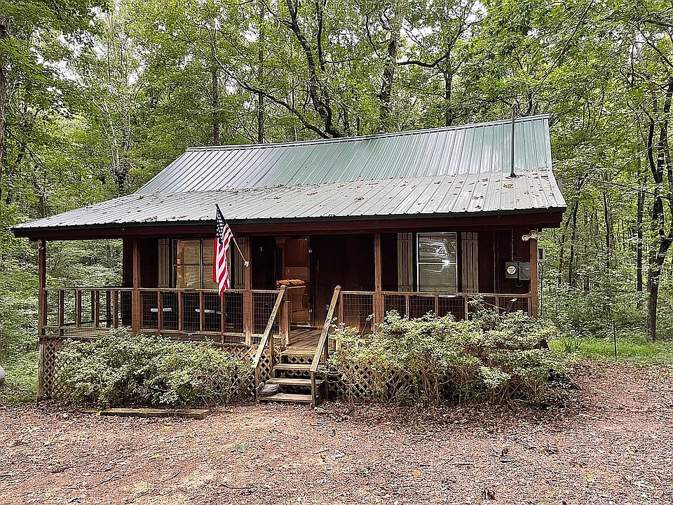 Rustic Cabin in the woods! 