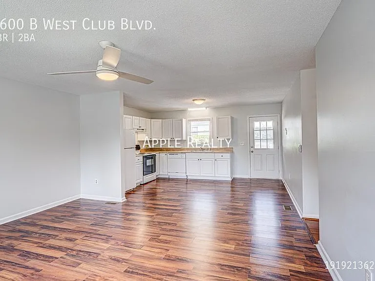1600 W Club Blvd #B — Photo 2