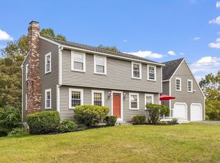 52 Chestnut Hill Rd, Groton, MA 01450