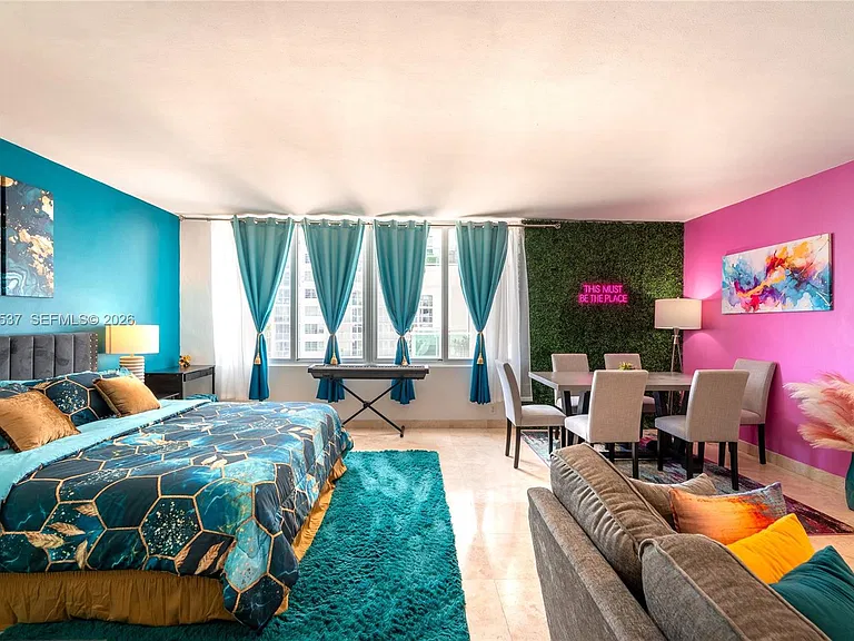 1000 West Ave #501 — Photo 3