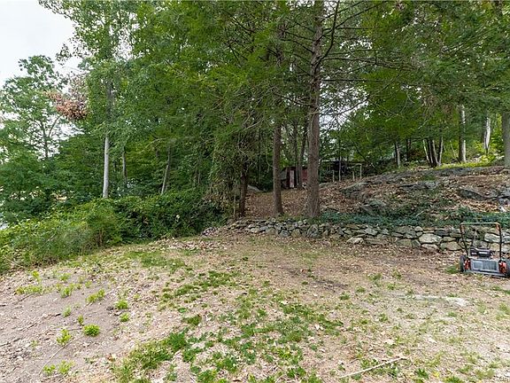 5th image of 55 Lakeport Dr