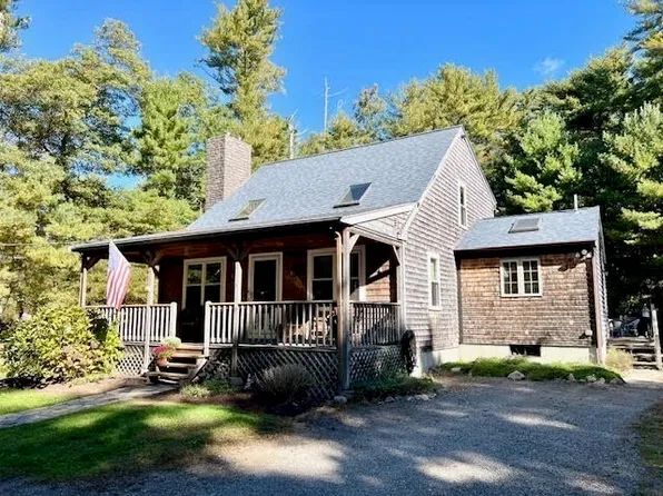 144 Walnut Plain Rd, Rochester, MA 02770