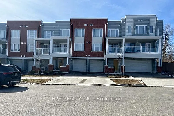 33 Valencia Ave — Photo 1