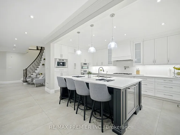 25 Andrew Hill Dr #2-& — Photo 9