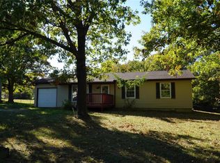14463 Worth Ln, Plato, MO 65552