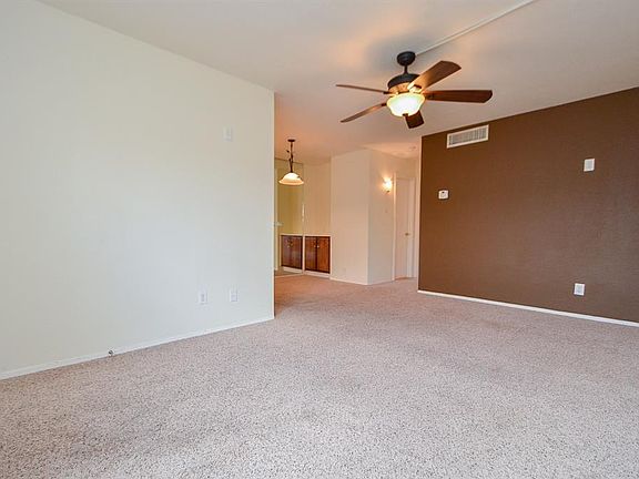 4th image of 5550 N Braeswood Blvd APT 157