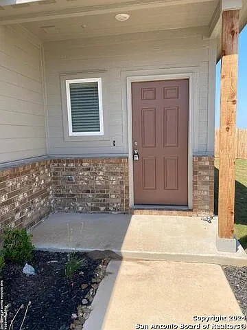 3 bed, 2.0 bath, 1362 sqft, $1,845 — Photo 2