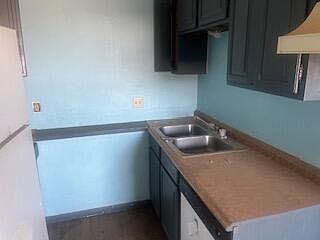 4th image of 105 Pecos Pl