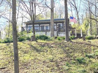 428 Club Dr, Washington, WV 26181
