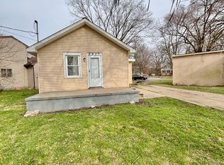 3417 Snow Rd, Lansing, MI 48917