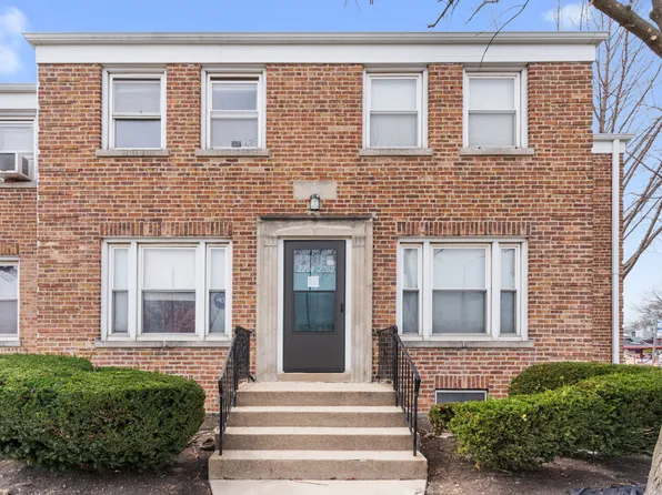 2204 S 9th Ave APT 2, Broadview, IL 60155