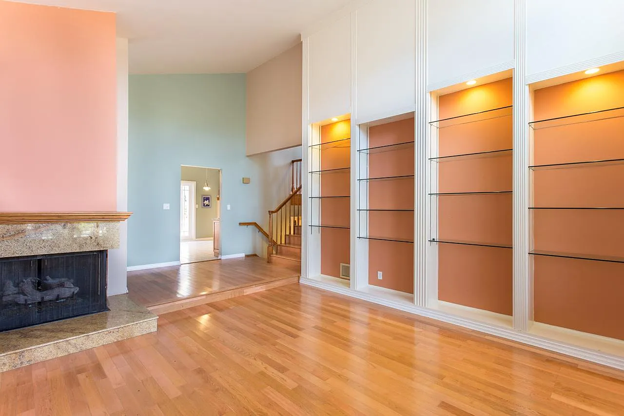 3 bed, 1872 sqft, $5,800 — Photo 3