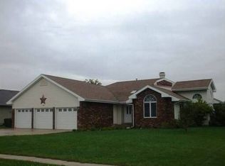1333 Sunset Ter, Rochelle, IL 61068