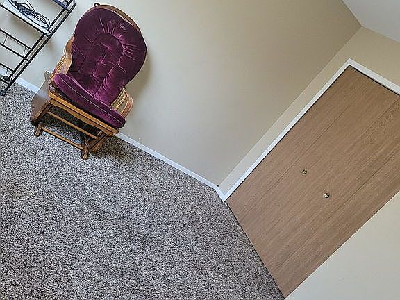 5th image of 32417 Muskegon Ct