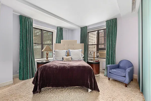 Sold by Compass | media 2