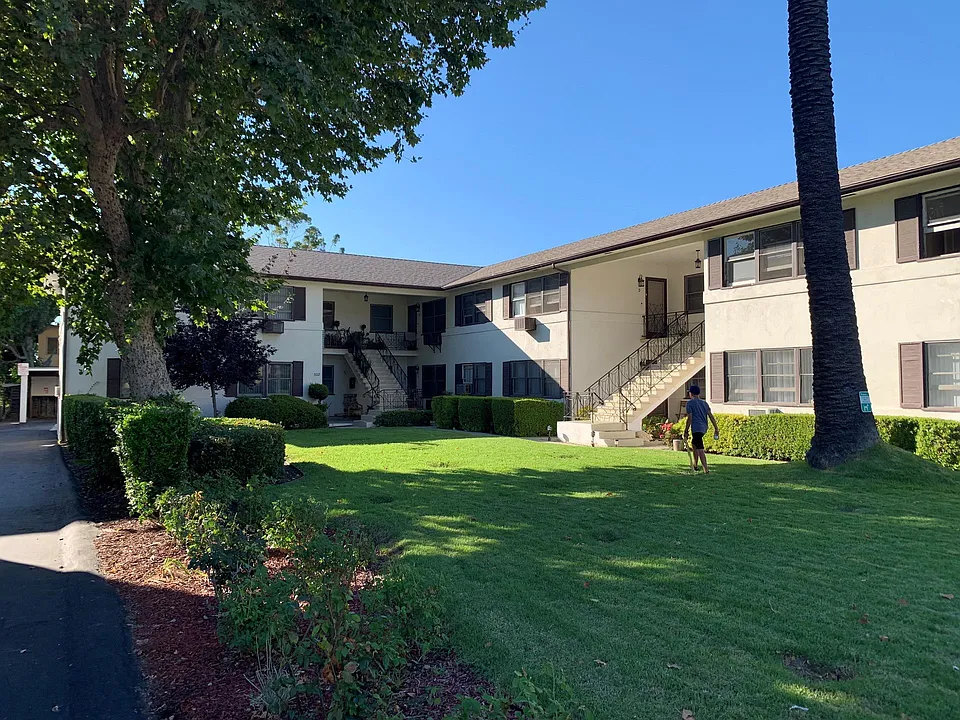 Lovely 2 bedroom 1 bath apt. in South Pasadena!