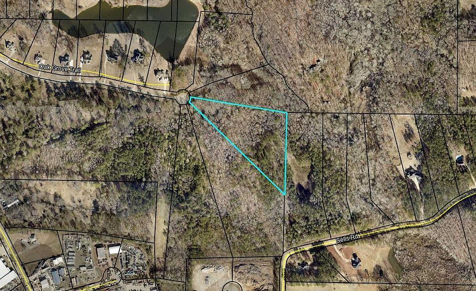1st image of 36 Oak Grove Trl