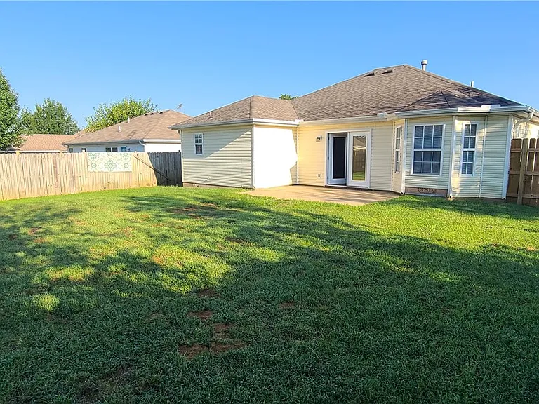 2305 S Choctaw St — Photo 23